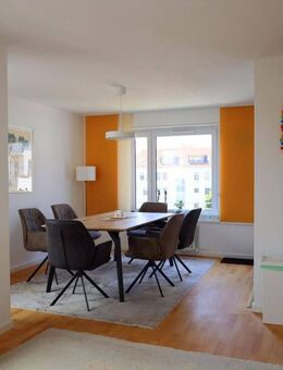 Lichtdurchflutete 4,5-Maisonette-Wohnung mit zwei Balkonen in der Diezenhalde (Böblingen) - Böblingen
