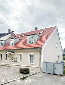 Gemütliche 2-Zimmer-Wohnung mit Galerie in Waldmünchen - frei ab 01.01.2026 - Waldmünchen