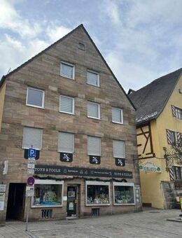 1 A LAGE : Wohn und Geschäftshaus im Zentrum von Altdorf mit 3 Gewerbeeinheiten und 1 Wohnung und Aufzug - Altdorf (Nürnberg)