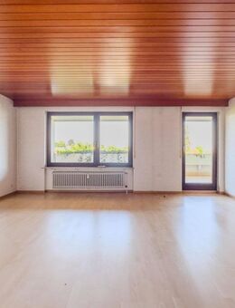 Großzügige 2-Zimmer-Wohnung mit Balkon und Tiefgaragenstellplatz! - Kirchheim (Teck)