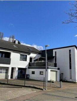 Exklusives Wohngebäude mit Gewerbeanteil in Neustadt - Provisionsfrei - Neustadt (Rübenberge)