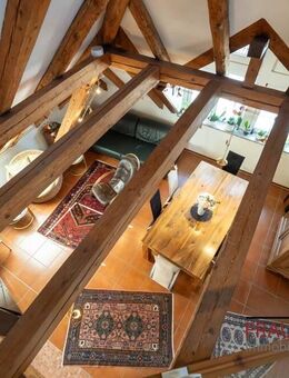 Einzigartige Atelierwohnung im ehemaligen Schulhaus mit Alpenblick - Kreatives Wohnen in Tengen/Weil - Tengen