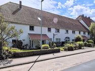 Modernisiertes Wohn- und Geschäftshaus mit Ausbaupotenzial in Adendorf bei Lüneburg - Adendorf