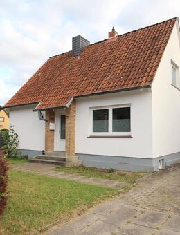 Familienfreundliches Handwerkerhaus mit sep. Bungalow auf großzügigem Grundstück in ruhiger Lage! - Eutin