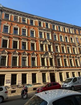 DG Wohnung / ruhig / zentrumsnah / 2 Bäder / Lift / kernsaniert / Loggia - Leipzig