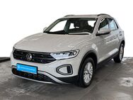 VW T-Roc, 1.0 TSI Life Dig, Jahr 2023 - Hannover