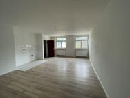 Schöne 1-Raum-Wohnung mit Fahrstuhl in Annaberg-Buchholz im Stadtteil Buchholz zu vermieten! - Annaberg-Buchholz
