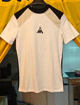 T-Shirt Bohoo Man Gr. M - Tangermünde