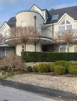 Stil. Raum. Charakter. Stadtvilla mit 2 Apartments in Neuenrader Toplage - Neuenrade