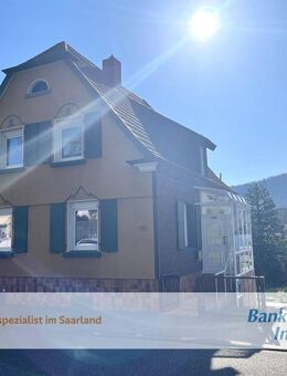 Schönes Reihenendhaus mit tollem Gartengrundstück, Wintergarten und Garage in St. Ingbert! - Sankt Ingbert