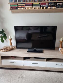*** Super schöner Ferseh Schrank *** - Oberhausen