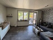 ZENTRUMSNAH -WOHNEN IN WERNAU MIT SÜDTERRASSE / DOPPELGARAGE/ GARTENANTEIL - Wernau (Neckar)
