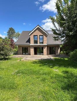 +++ Energieeffizienter Familientraum in exklusiver Lage +++ - Hennef (Sieg)