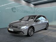 VW Golf, 1.0 TSI Active IQDrive DigitalC 4xStdhzg, Jahr 2022 - München