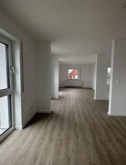 Großhabersdorf ~ vermietete 3-Zi-Wohnung in kleiner Wohnanlage ~ 2 Kfz Stellplätze ~ gute freundliche Mieter! - Großhabersdorf