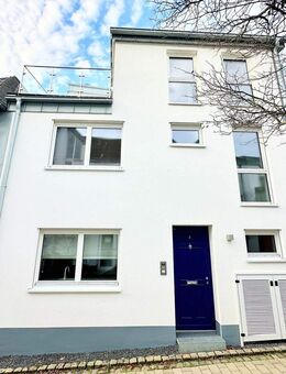 Neubau-Stadthaus in der Hildener Innenstadt - modern, hochwertig & sofort bezugsbereit - Hilden