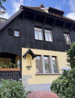 3,5 Zimmer-Wohnung - Stilvolles Wohnen in denkmalgeschütztem Ambiente mit großem Südbalkon - Ravensburg