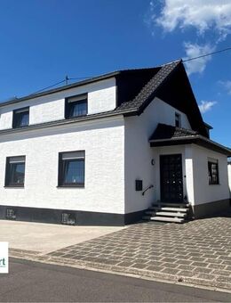 ORSCHOLZ: WOHNHAUS MIT GARTEN UND GARAGE IN TOP-LAGE - Mettlach