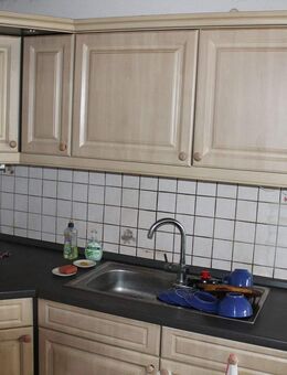 Doppelhaushälfte mit Scheune - Garage - Grünfläche und Ackerland in der Sächsischen Schweiz - Neustadt (Sachsen)