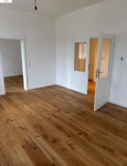 Wohnen und Arbeiten unter einem Dach 4-Zimmer-Wohnung im 1.OG im Schlosspark Gersfeld - Gersfeld (Rhön)