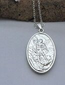 ☝️☝️☝️Halskette, Edelstahl Silber + Erzengel Michael, Schutz, NEU⭐⭐⭐⭐⭐ in 86368