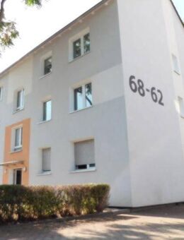 **3-Zimmer-Wohnung mit Balkon sucht Nachmieter** - Duisburg
