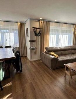 Schöne, großzügige DHH in Altötting - Altötting