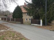 Handwerker aufgepasst - Solides Einfamilienhaus in ruhiger Feldrandlage und großem Grundstück.... - Ostrau