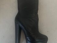 GEBRAUCHTE HIGHEELS + FLACHE SCHUHE ZU VERKAUFEN - Frankfurt (Main)