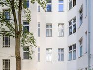 ANLAGE | 1-Zimmer-Altbauwohnung am Weigandufer! - Berlin