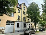 Stylische sowie Gemütliche 2 Raum Wohnung im Dachgeschoss inkl. Einbauküche & Terrasse - Weimar