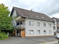 5-Parteienhaus mit 7 PKW-Stellplätzen auf 546 m²-Grundstück / gepflegter Zustand / voll vermietet - Waldbröl