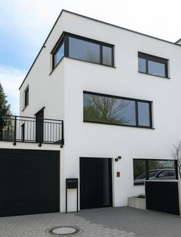 ARCHITEKTENHAUS NIEDRIGENERGIE-DOPPELHAUSHÄLFTE IN FELDAFING - Exklusive Ausstattung - S-BAHN-Nähe - Feldafing