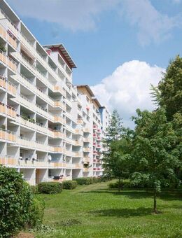 Schöne 3-Raum-Wohnung mit Balkon - Chemnitz
