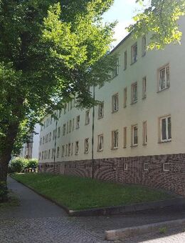 2-Zi. EG Wohnung mit Balkon in ruhiger Lage, barrierefrei, Treppenlift - Chemnitz