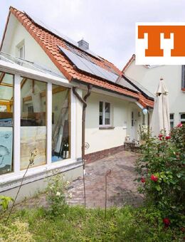 TT bietet an: Ihr neues Zuhause: Ruhig gelegenes Einfamilienhaus mit Wintergarten und großzügigem Grundstück! - Wilhelmshaven