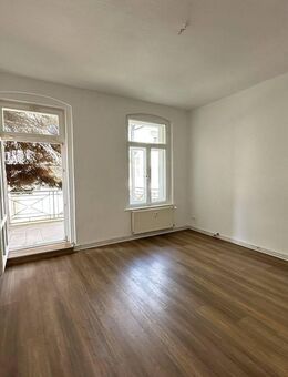 3,5 Raum-Etagenwohnung in Hochparterre mit Balkon - Zittau