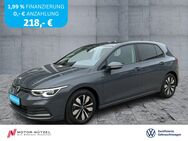 VW Golf, 2.0 TDI VIII MOVE LEDplus, Jahr 2023 - Hof