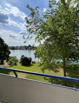 Ruhe, Natur und trotzdem zentral / 1-Zimmer-Wohnung mit Rheinblick +++ Rösch Immobilien - Weil (Rhein)