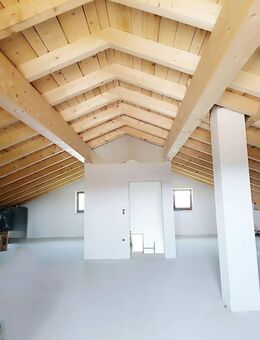 Großzügiges Einfamilienhaus mit Doppelgarage in sonniger Lage - im Bau - Windorf