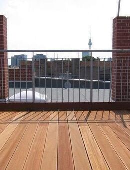 Sofortbezug / Dachgeschosse in gefragter Lage / Lift / Terrasse / Aufdachterrasse / Einbauküche / hohe Räume / - Berlin