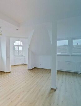 Bezaubernde und frisch modernisierte 3-Zimmer-Altbauwohnung mit Tageslichtbad - Essen