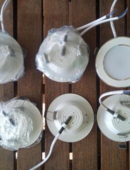 6x LED Einbauleuchten weiß 230V/ 9W Durchmesser 10,5cm Neu! - Horb (Neckar) Zentrum
