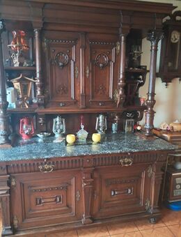 Schicker Schrank französischer Kolonialzeit - Bernburg (Saale)