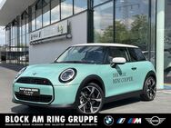 MINI Cooper S, DA PA, Jahr 2024 - Braunschweig