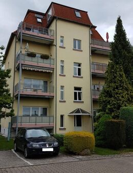 Großzügige 2-Raumwohnung mit Balkon zu vermieten! Anmietung eines Stellplatzes und EBK möglich! - Zwickau