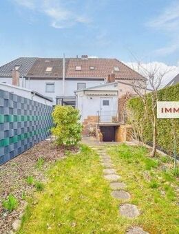 IMMOBERLIN.DE - Gepflegtes Reihenhaus mit beschaulichem Garten in Ruhelage - Berlin