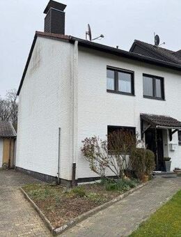 Vermietete Doppelhaushälfte mit großem Grundstück in ruhiger Lage von Mönchengladbach-Genhülsen - Mönchengladbach