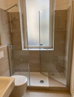 ** Charmante 2-Zi-Altbauwohnung mit großem Wohnküchenbereich - zentral in Essen-Holsterhausen ** - Essen