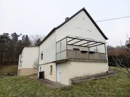 Freistehendes 1 FHS mit großem Balkon, in ruhiger Höhenlage, mit Garten und Autoabstellplätzen in Bierbach (Sackgasse) - Blieskastel